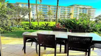 Luxurious Ground Floor, Perfect Family Spot, Private Lanai, 1 Min to Pool/Beach