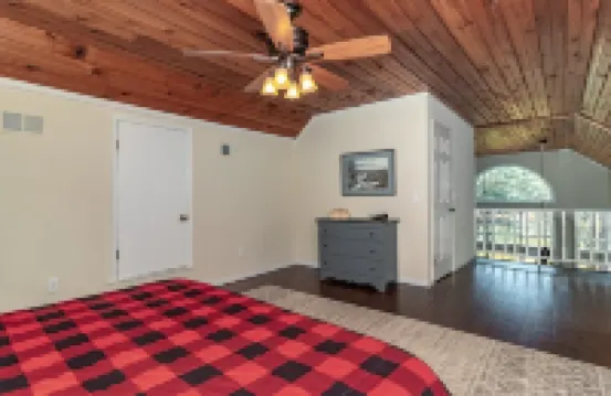 Beautiful Lakehouse on Clarks Hill Lake