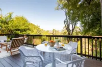 Mill Valley Home Near Muir Woods Redwoods Beaches San Francisco and Wine Country