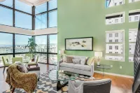 LA Luxe Retreat: 1-Bedroom Haven by Beverly Hills