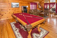 Cabin Located Within The Heart Of The Smokies*Grill*AC*Free WiFi*Hot Tub*Pool.