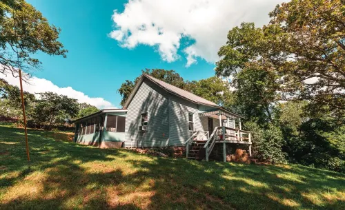 Farm House on the Meramec River and 160 Acres