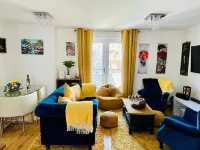 Stylish 2 bed apartment in the heart of Brixham Hotels in Brixham Civil Parish