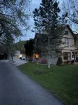 Guest House In the Upper Rattlesnake