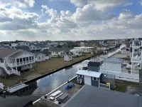 BUILT in 2024-Canal Front, Pool, Swim Up & Covered Bar