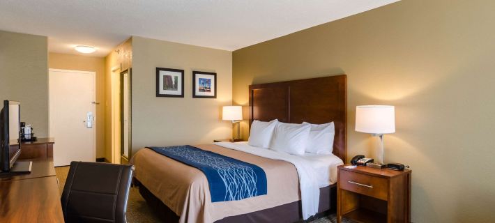 Comfort Inn Randolph-Boston Hotels in Norfolk County