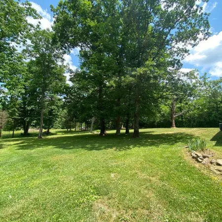 STAY ON BEAUTIFUL MOWBRAY MOUNTAIN- HIKING, KAYAKING, GOLF, ROCK CLIMBING