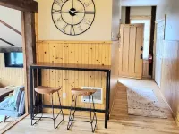 Historic Westcliffe Outpost Penthouse Apt 2bed/2bath Hotels in Custer County