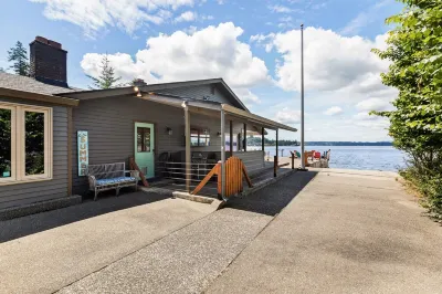 Lakebay Waterfront
