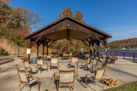 Amazing view of lake from water-front condo! Close to Ballparks National.