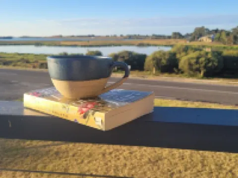 The Flagstaff Clayton Bay - relaxing getaway with water views. Sleeps up to 7 Hotels in Goolwa
