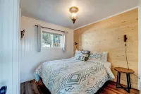 Beachcomber: Beachfront Escape Unit #5