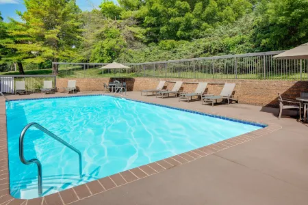 Hampton Inn State College