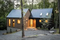 Elevated Forest Retreat: 1BR Near Asheville Hotels in Weaverville