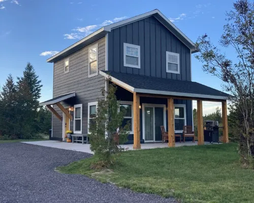NEW Two bedroom two story home just outside of Calumet Hotels in Calumet