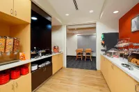 TownePlace Suites New Orleans Harvey/West Bank - breakfast