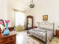 Antica Fortezza Villa Fontana - large garden, private pool and maximum privacy Hotels in Valderice