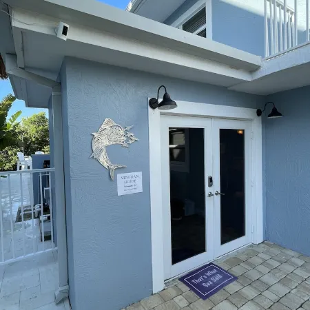 Islamorada Boaters Paradise with 70' Dock and private beach access..