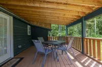 ❤️New! 2.5 mi to Whiteface, ADK Cabin w/ Fire pit
