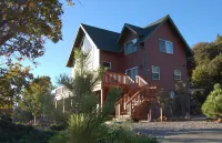 Gorgeous Lake View, next to meadow, WiFi, Game Room, wildlife