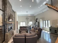 Secluded, Cozy Shouse near the Lake! Hotels in Lake of the Woods County