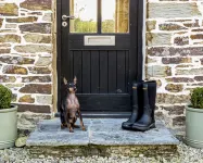 Luxury barn conversion near Padstow - stunning ocean views, garden and hot tub Hotels in Wadebridge