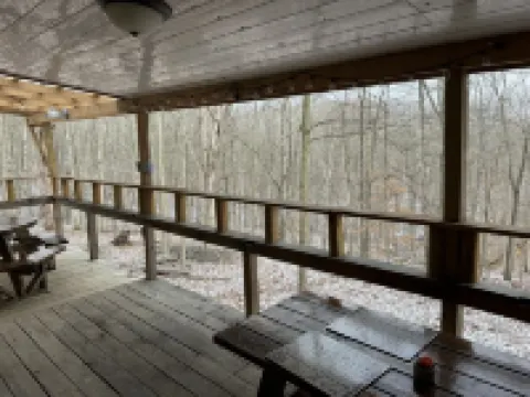 Cozy cabin near hocking hills & tar hollow state park atvs & pets welcomed