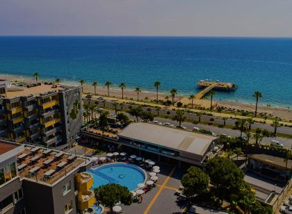 Senza Grand Santana Hotel