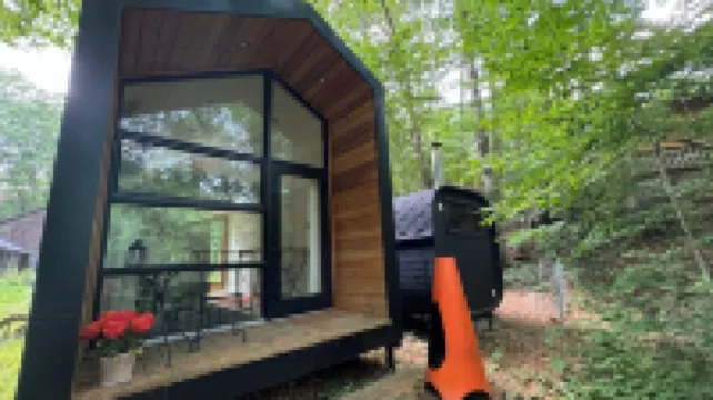 Wellness Getaway with a Personal Sauna, and Private River Beach!