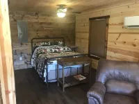 Cub Cabin Has Star Gazing  for Outdoor Lovers. No Pets Allowed
