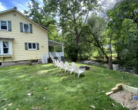 Callicoon Creek Farmhouse Hotels in Delaware