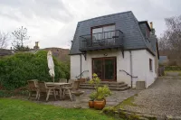 Detached fully modernised cottage 6 miles from Pitlochry and Aberfeldy.