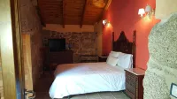 HOUSE OR POMAR VELLO