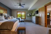 Cozy 2 Bedroom-2 Bath Cottage Near Ski Resorts! Stay at True North Golf Club