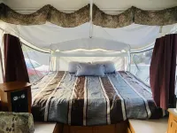 Portable Travel Popup Camper Pet Friendly AC/Heat