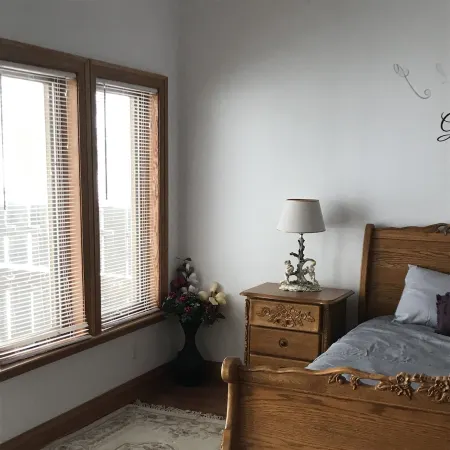 Cozy house on the lake with hot tub Отели рядом с достопримечательностью «Оскода Бич Парк»