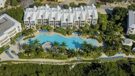 Mariners Club Townhouse, Unit 603, Epic Amenities, Tennis & Indoor Pickleball Отели рядом с достопримечательностью «Dolphins Plus - Key Largo»