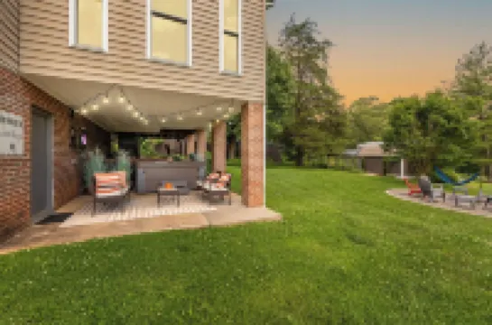 Hot Tub - Fire Pit - Private Retreat - Near 20+ Wineries - Hiking/Biking Trails