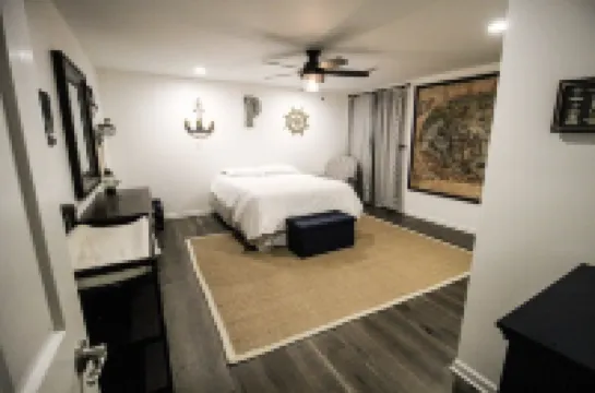 A Luxury Family Mill Creek Lake Retreat Hotels in Clark County