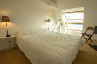 Quiet top floor flat with sea view - Merinäköala