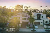Sunset Beach House in Heart of La Jolla Shores