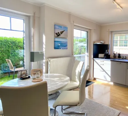 Schöne Fewo mit Terrasse am Zingster Hafen