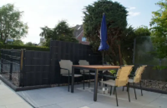 Living on three levels - 2.5 room semi-detached house with terrace and private access