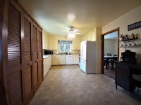 The Brick House near PA Wilds Hotels in Venango County