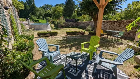 Logis des Fées, spa, swimming pool, air conditioning & garden Отели в г. Боже ан Анжу