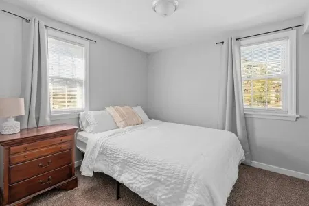 Corporate Home Near South Shore Отели в г. Манстер