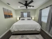 Pet friendly 2-bdrm home minutes from downtown