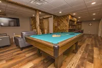 Camelback Ski,Golf,Firepit,Hottub,Casino,Kalahari!