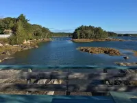 Osprey's Nest. Waterfront unit with boat and kayak access. Pet Friendly!