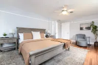 Discover university charm. Your 4-bedroom retreat, an 8-min drive to Notre Dame.